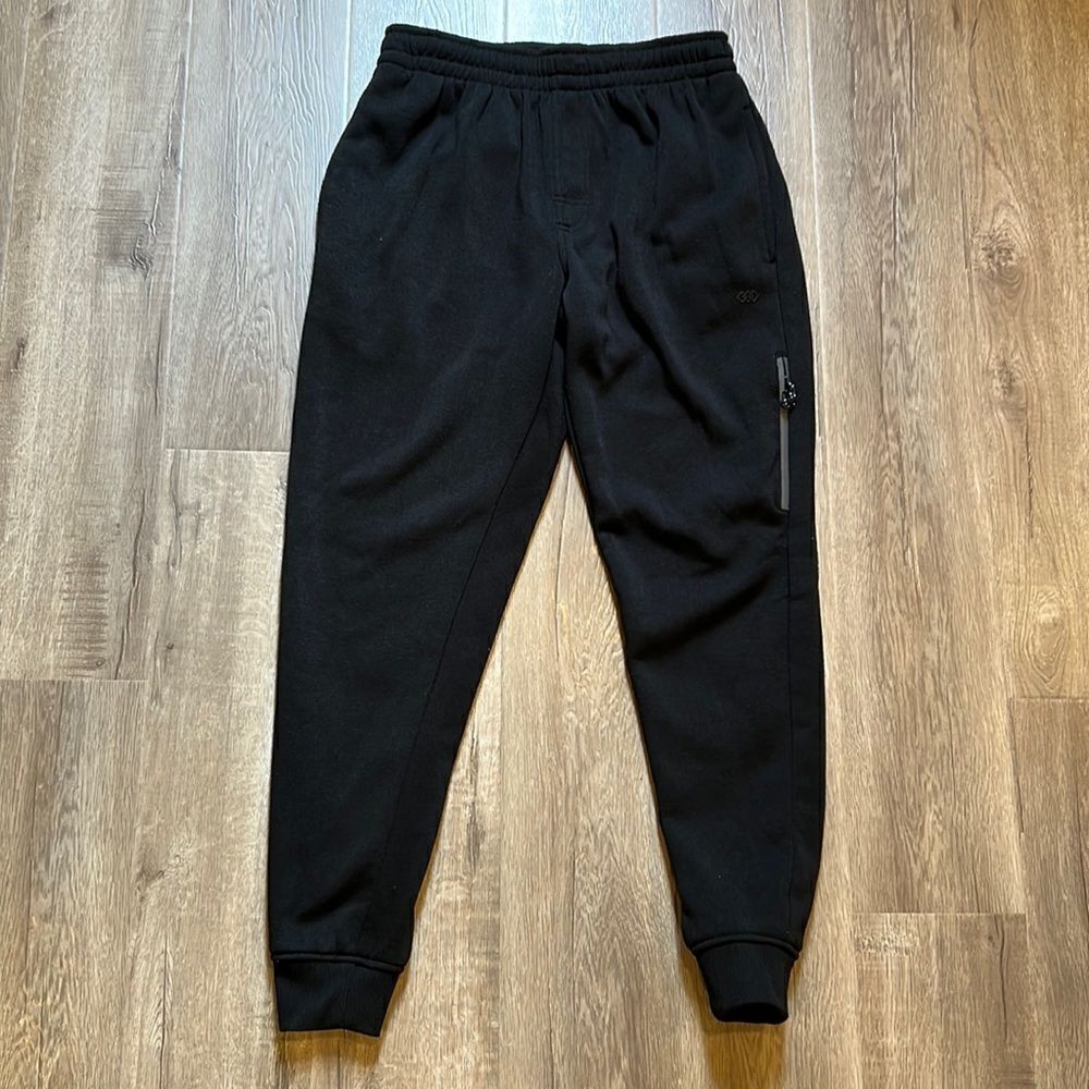Black jagger pants 